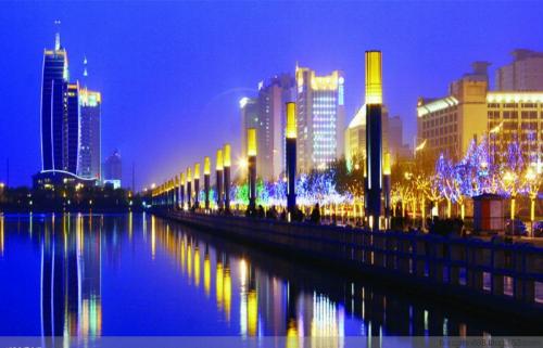 吴尊《赫德斯》六月刊封面释出 用陪伴谱写家的颂歌